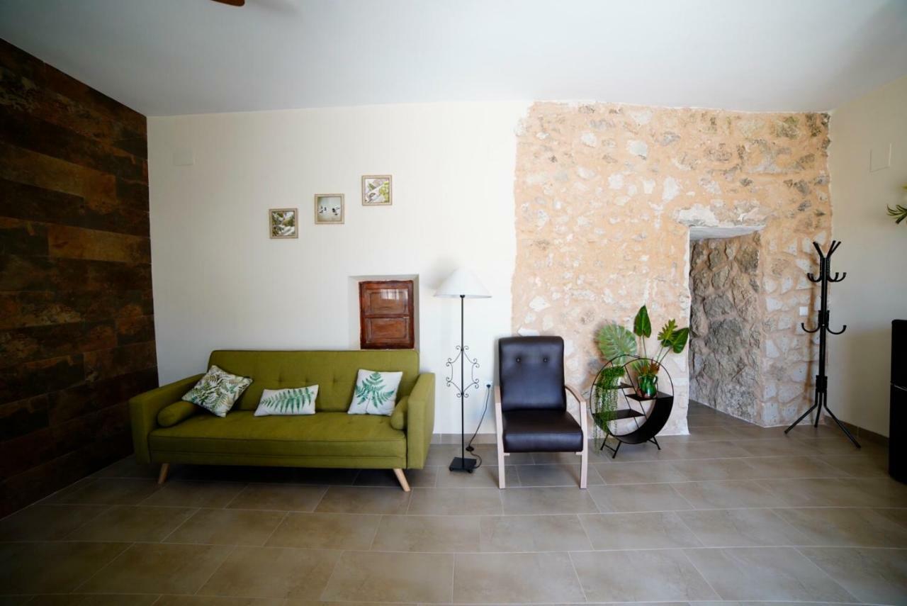 Casa Rural Las Colmenas アルカラ・デル・フカル エクステリア 写真