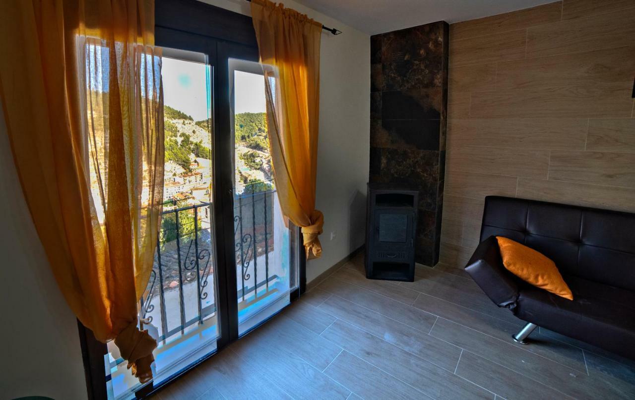 Casa Rural Las Colmenas アルカラ・デル・フカル エクステリア 写真